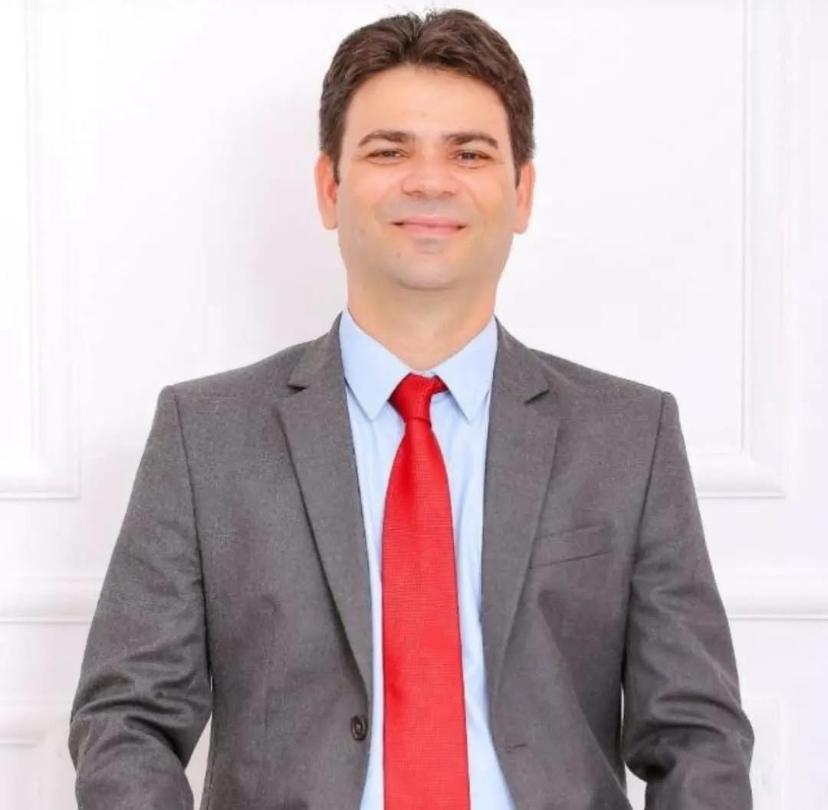 Dr. Juscelino Neto - Corretor de Imóveis CRECI 250873, especialista em curadoria imobiliária em Cajamar